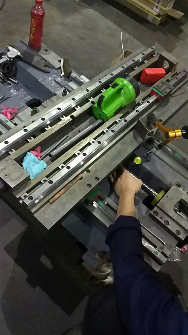 凱恩利46標(biāo)準排刀機(X、Z軸結(jié)構(gòu)) 
