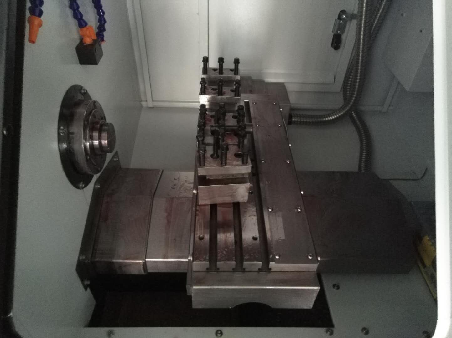 CK-32PL經(jīng)濟型線軌（內(nèi)部結構）